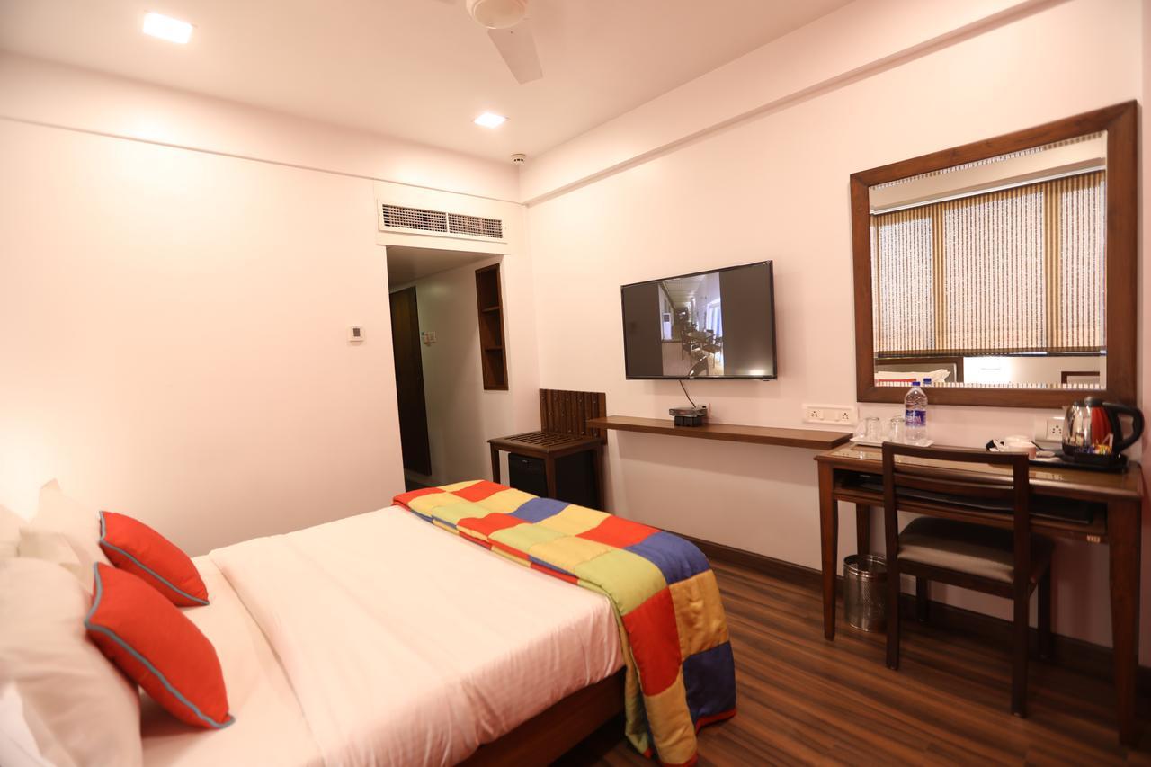 Citizen Hotel Bombaim Exterior foto